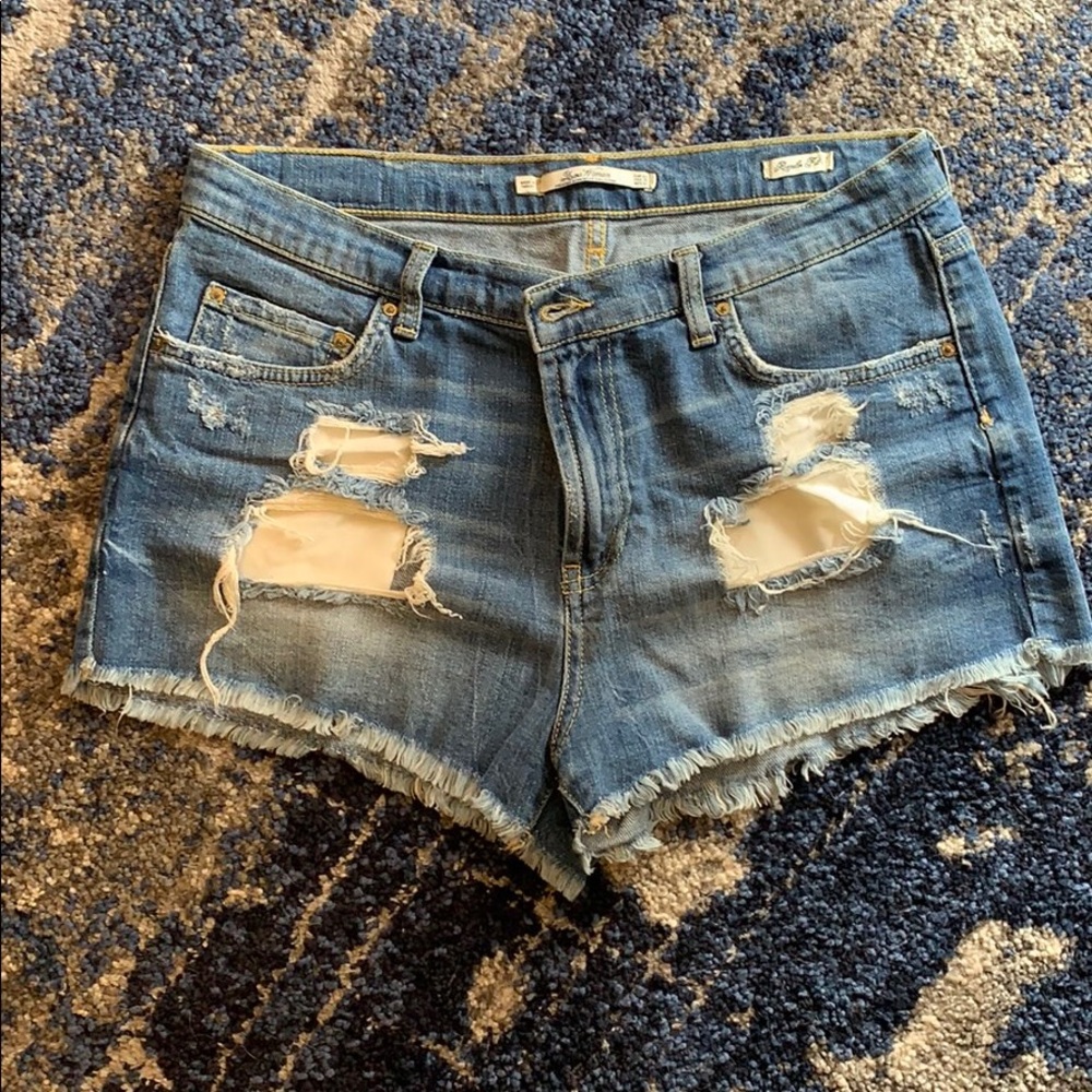 Zara Woman cutoff denim shorts